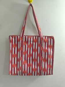 Bolso Tote Kantha Acolchado Hecho a Mano, Bolso de Mano de Algodón Estampado, Bolso de Moda para Compras, Playa y Uso Diario - Product Image 3