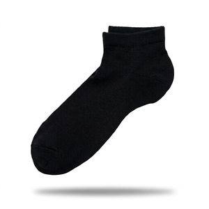 Calcetines tobilleros de algodón transpirables con diseño de oso de dibujos animados para mujer, de cinco dedos, de punto, para otoño, de tubo medio, para interiores, venta al por mayor - Product Image 1