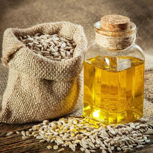 Huile de germe de blé |   Huile d'extrait de germe de blé de haute pureté pour les compléments alimentaires, les soins de la peau et la fabrication de cosmétiques - Product Image 2