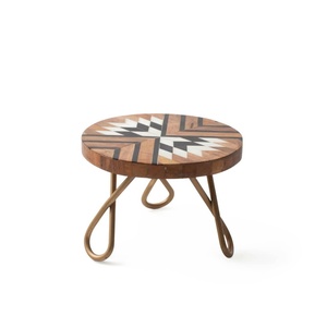 Handmade Eco-Friendly <b>Resin</b> Inlay Irregular Cake Stand with Metal Legs Reusable Dishwasher Safe for Dessert Chocolate Display - Product Image 4