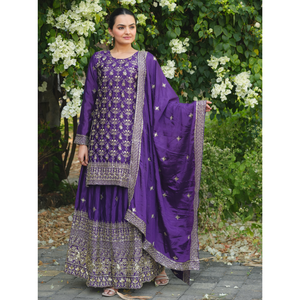 Ensemble palazzo de luxe en soie chinon avec broderies de sequins et dupatta de créateur pour femmes, tenue de fête - Product Image 2