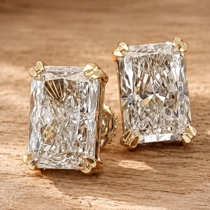 Boucles d'oreilles clous en diamant de laboratoire taille Radiant, or massif 10K 14K 18K, clarté E, VVS, certifiées IGI - Product Image 2