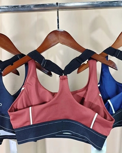 Conjunto Deportivo de 3 Piezas para Mujer, de Secado Rápido, Transpirable, con Leggings de Manga Larga, Chaqueta de Compresión y Sujetador Deportivo para Yoga, Gimnasio y Entrenamiento - Product Image 5