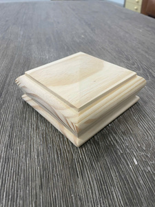 Tapa de Pilar Cuadrada de Roble Blanco de Madera Maciza de Fácil Instalación para Postes de Escalera de 95mm, Piezas de Escalera Ecológicas EFS Vietnam - Product Image 2