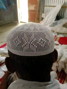 หมวกคลุมผมแบบตาข่ายสีพื้น MTI Kufi Tupi สำหรับสวดมนต์  หมวกอิสลามสำหรับผู้ชาย  ปรับขนาดได้  ผลิตในบังกลาเทศ  ใช้ได้ทุกฤดู  ลดราคาพิเศษ - Product Image 2