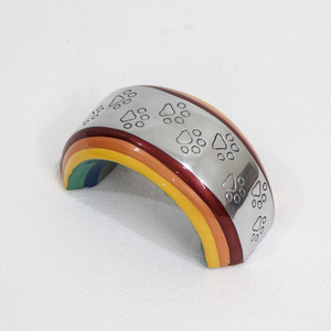 Urna Funeraria para Mascotas Evana, Hermosa y Moderna, Diseño Arcoíris, 6 Pulgadas, Aluminio Resistente, Diseño Personalizable para Guardar Cenizas de Mascotas - Product Image 3