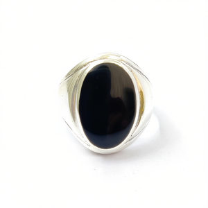Bague en onyx noir et moissanite, 8,7 grammes - Product Image 2