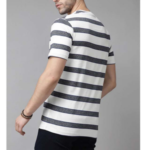 เสื้อยืดคอกลมผู้ชายคุณภาพสูง ผ้าฝ้าย 100% ผลิตจากโรงงาน ลายทาง ดีไซน์สวยงาม พร้อมตัวเลือกสกรีนโลโก้ เสื้อยืดคอกลมผู้ชาย - Product Image 3