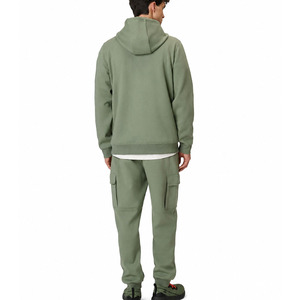 Conjunto Deportivo de Hombre de Alta Calidad, Transpirable, con Diseño Moderno y Estampado de Aviones para la Temporada de Invierno - Product Image 2