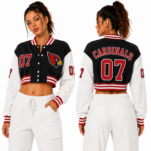 Chaqueta Varsity Corta para Mujer Purple Gold Hornets, Estilo Letterman de Béisbol Y2K, Bordado Personalizado, Venta al por Mayor OEM - Product Image 5