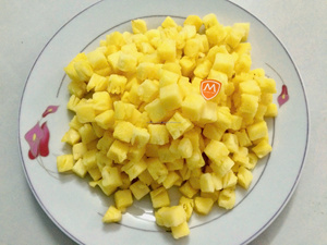 Piña Congelada IQF de Alta Calidad, Sabor Dulce, Grado de Exportación a Granel, de Ho Chi Minh City, Marca KMI - Product Image 1