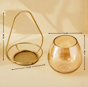 Portavelas de Cristal Ámbar Moderno con Asa de Metal Dorado, Ecológico, Sin Plomo, Hecho a Mano, Decorativo para Navidad y Pascua - Product Image 2