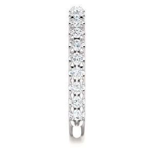 Anillo de Boda Semi Eternity con Moissanita de Corte Redondo, Plata de Ley 925, Apilable, Anillo de Promesa de Aniversario Nupcial, Regalo para Ella - Product Image 3
