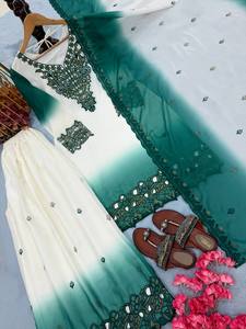 Conjunto de Traje Étnico de Invierno, Diseño Premium con Bordado Floral Elegante, Kurta y Pantalón Palazzo de Georgette en Dos Tonos - Product Image 1