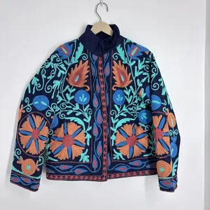 Manteau et veste de style kimono en velours Suzani faits à la main, broderie florale, respirant, vêtements d'extérieur pour l'hiver - Product Image 2