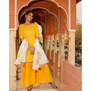 Conjunto de traje de gasa de rayón amarillo Kesar para mujer, hecho a mano, talla XS - Product Image 2