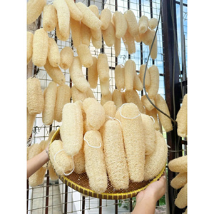 High Quality Natural <b>Bath</b> Scrub <b>Brush</b> Luffa/loofa/loofah Face Exfoliating Mitt Glove - Product Image 1