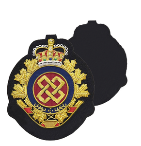 Insignias Bordadas a Mano Personalizadas, Lavables, con Hilo Metálico, Ecológicas, Libres de Níquel, de Lujo, en Color Sólido - Product Image 3