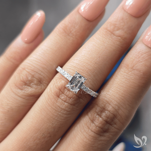 Bague de fiançailles et de mariage de luxe en or blanc 10K avec diamant de laboratoire taille émeraude 1 carat, pavé cathédrale, certifiée IGI, cadeau de fête - Product Image 4