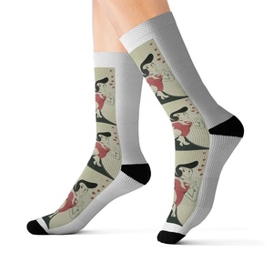 Chaussettes décontractées de haute qualité, confortables, antidérapantes, en polyester, avec impression par sublimation personnalisée, design de fond blanc - Product Image 3