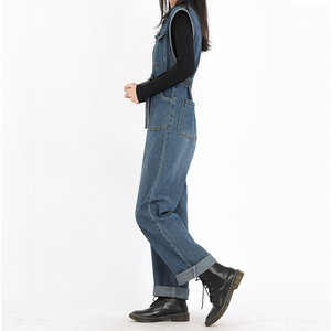 Combinaison en jean sans manches pour femme, col rabattu, taille haute, ceinture, coupe ample, décontractée, effet délavé - Product Image 3