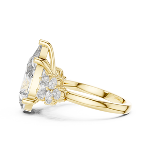 Anillo de Compromiso con Diamante Corte Pera de 6 Quilates, Oro Amarillo para Mujer, Estilo Clásico, Diamantes Cultivados en Laboratorio / CVD, Certificados por IGI - Product Image 4