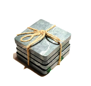 Posavasos de Piedra Hexagonales, Diseño Moderno en Gris, Juego de Cuatro Posavasos de Color Gris Natural, Más Vendidos - Product Image 1