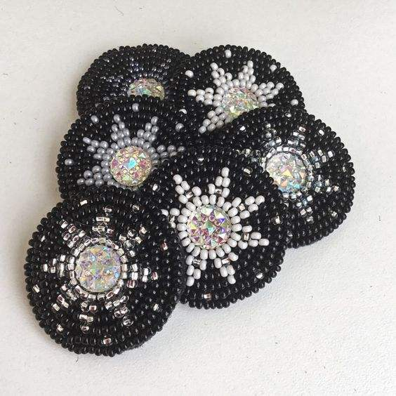 เช่นเดียวกับภาพ