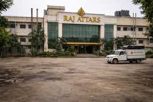 น้ำหอมอูดคุณภาพสูง 250 กรัม คอลเลคชั่นอูด น้ำหอมเข้มข้นแบบไม่มีแอลกอฮอล์ (Attar) กลิ่นหอมติดทนนานสำหรับทั้งชายและหญิง - Product Image 6