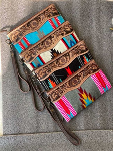 Nuevo bolso de mano de cuero con herramientas azteca occidental con estilo, monederos de herramientas marrones Vintage, bolso de mano de cuero acolchado azteca único - Product Image 4