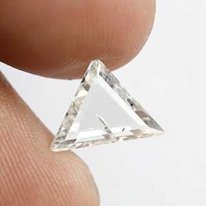เพชรทรงสามเหลี่ยมโรสคัท 1 กะรัต ผลิตตามสั่ง สำหรับทำเครื่องประดับ เพชรหลวมที่ได้รับการรับรองจาก IGI สำหรับแหวนหมั้น - Product Image 3