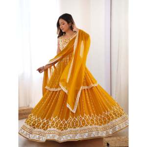 Diseñador Party Wear Top-Bottom y Dupatta con hilo y secuencia de trabajo Talla XL - Product Image 3