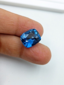 Topacio Azul de Londres Natural Facetado al por Mayor |   Corte almohadilla, limpio como el cristal, 9.55 ct - Product Image 4