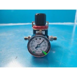 Koganei R150-02 R150-02 + เกจวัด MPa 0-1ชิ้นส่วนอุปกรณ์เซมิคอนดักเตอร์แบบดั้งเดิม - Product Image 3