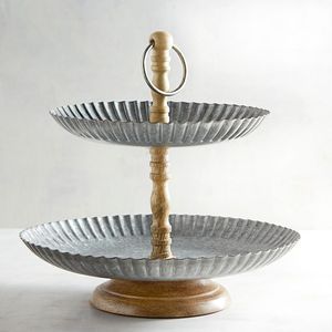 Support à gâteau de luxe à 2 étages, plateau à gâteau en métal, support de service pour la maison et les événements - Product Image 1