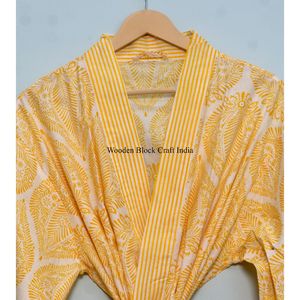 Kimono long en coton floral de haute qualité pour femmes, magnifique robe kimono à col en V, style plage, écologique, lavable et respirant. - Product Image 4