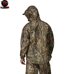 Veste de chasse et de camping haut de gamme à capuche, en softshell respirant, imperméable, coupe-vent, légère et performante - Product Image 2