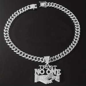 Collar de Plata de Ley 925 con Colgante de Letra Inicial Estilo Hip Hop Cubano, con Incrustaciones de Diamantes Moissanite, para Raperos - Product Image 1