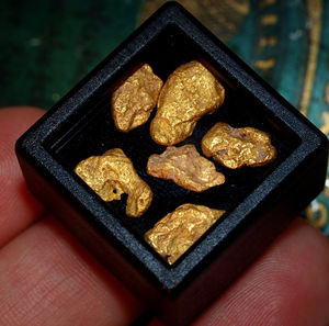 โรงงานจำหน่ายทองคำแท่งบริสุทธิ์ 98% 24K และทองคำแท่งขายส่ง โลหะมีค่าสำหรับการส่งออกและขายต่อ ราคาพิเศษ - Product Image 1