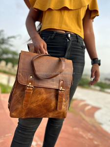 Nouveau deux en un Messenger avec sac à dos en cuir crunch pleine fleur véritable sacs de voyage faits à la main sac à dos multi-usages sacs à dos scolaires - Product Image 4