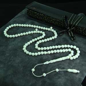 Tasbih musulman traditionnel, perles en os naturel, fait main, écologique, objet d'art et d'artisanat de collection - Product Image 5