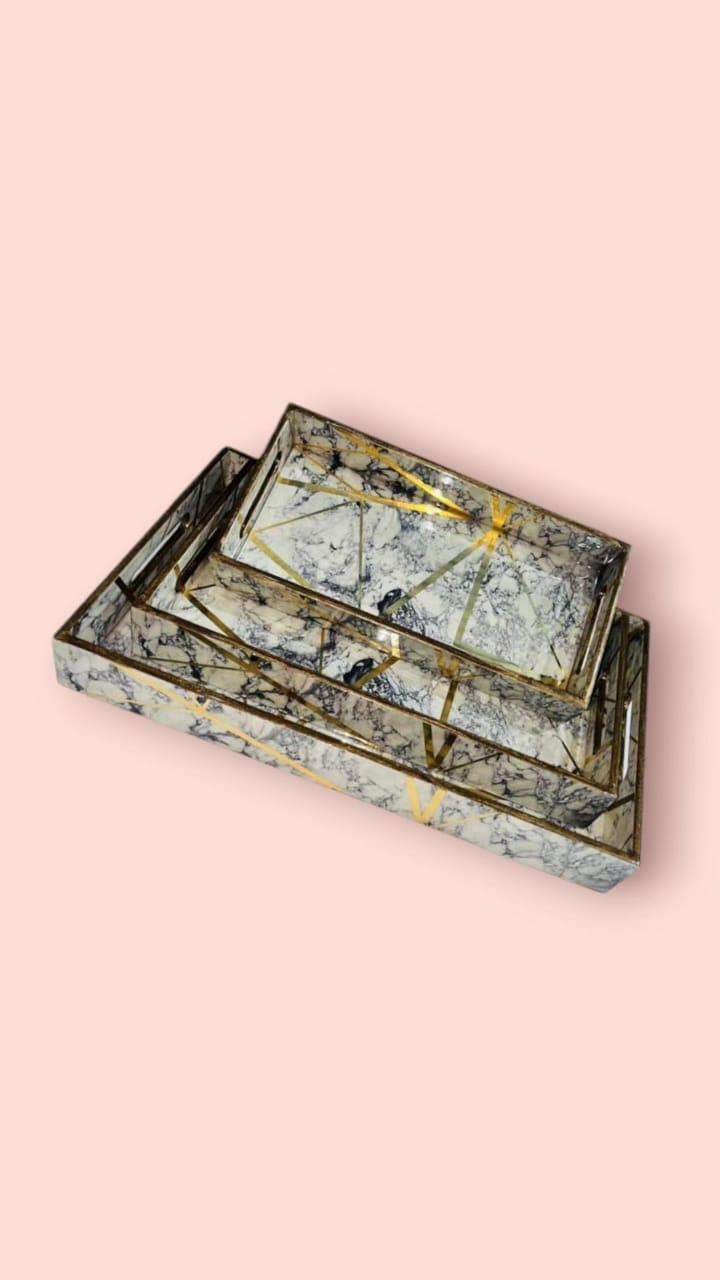 Identique à l'image