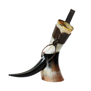 Chope à bière en corne de buffle style Viking, support métallique artisanal, décoration d'intérieur durable - Product Image 4