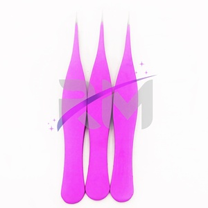 Juego de pinzas para cejas RMI de alta calidad, con punta plateada y recubrimiento en polvo de color rosa oscuro, de acero inoxidable, punta inclinada y ligeras. - Product Image 1