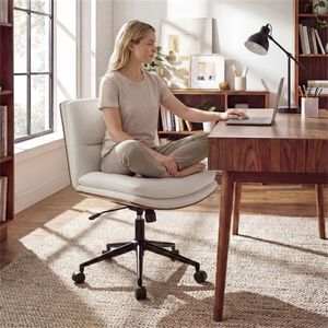 Chaise de bureau blanche sans accoudoirs avec dossier incurvé et assise large, pivotante à 360 degrés et fonction bascule - Product Image 2