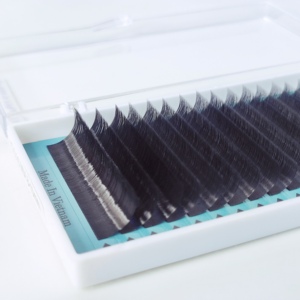Wholesale Luxury Russian Classic Individual Eyelash Extensions in Matte Black Silk Mega Volume <b>Tray</b> Supply - Product Image 2