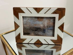 Custom Logo Luxury Epoxy Resin Wooden Photo <b>Frame</b> Handmade River Wood <b>Picture</b> <b>Frame</b> <b>for</b> Wedding Souvenir Gift Wholesale - Product Image 5