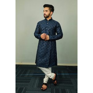 FANTAISIE SOIE DOUCE BRODERIE SEQUENCE TRAVAIL HOMME KURTA AVEC PYJAMA BLEU MARINE - Product Image 1