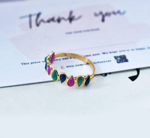 Anillo de Rubí, Zafiro y Esmeralda Natural en Forma de Lágrima Tricolor Majesty - Product Image 6