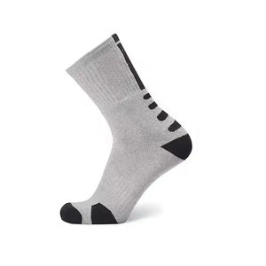 Calcetines de Baloncesto Personalizados Hechos en Pakistán con Logotipo Personalizado, Calcetines Deportivos Bordados y Tejidos a Medida para Hombre - Product Image 5